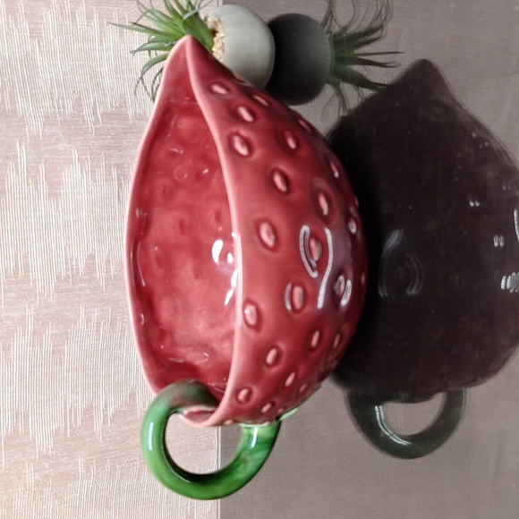 Vintage strawberry 🍓 serving pitcher by cemar. - Picture 1 of 7